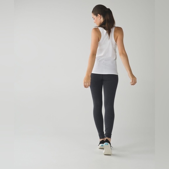 LULULEMON Wunder Under Pant (Roll Down)
Heathered Black - Picture 3 of 12